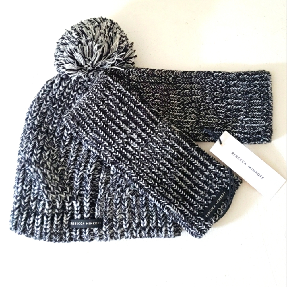 Rebecca Minkoff NWT Black KnitBeanie & Handwarmer Set